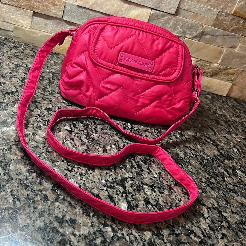 Vera Bradley Nylon Quilted crossbody - Picture 3 of 13